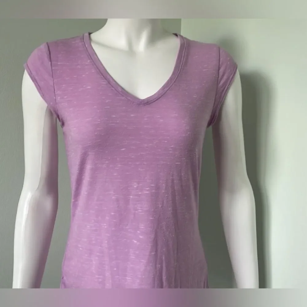 The North Face purple vneck tee with cap sleeves - Picture 4 of 5